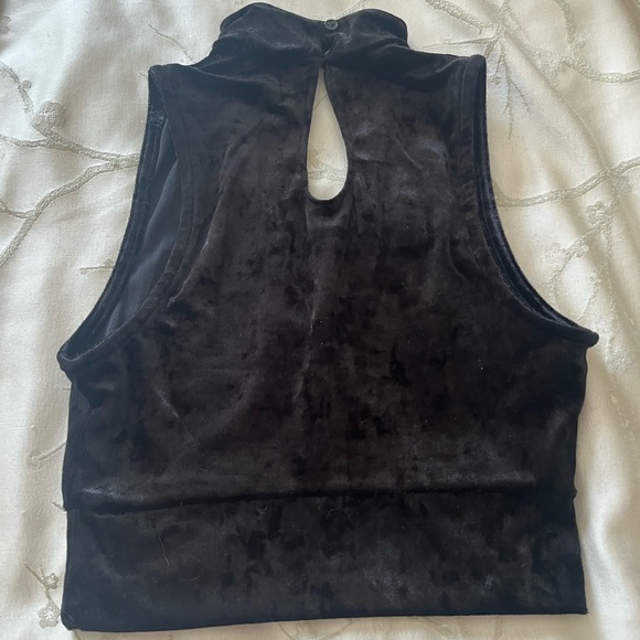 Cropped cutout velvet top - Picture 3 of 3